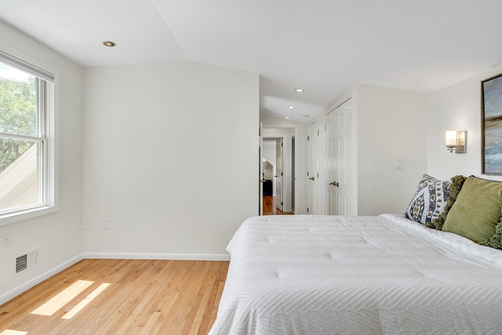 11 Chandler St # 2