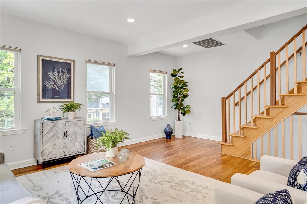 11 Chandler St # 2