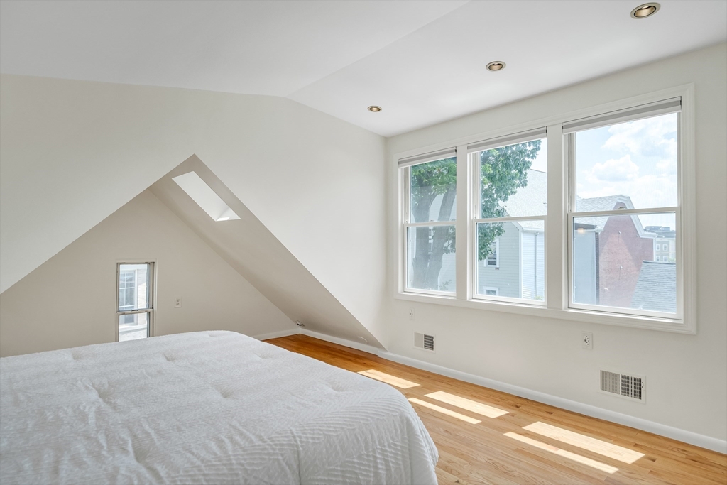 11 Chandler St # 2