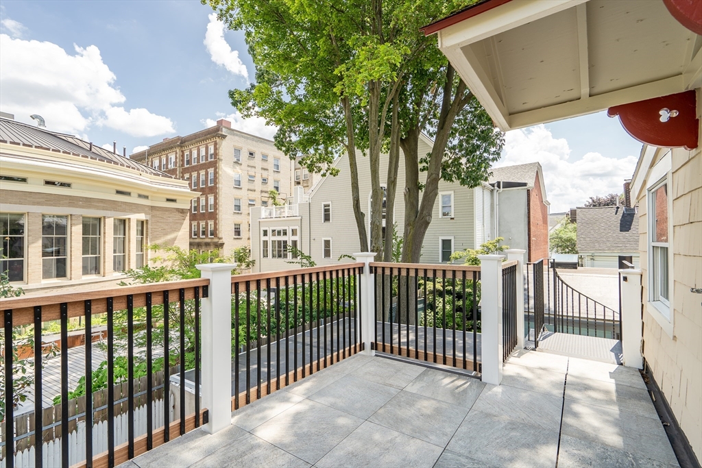 11 Chandler St # 2