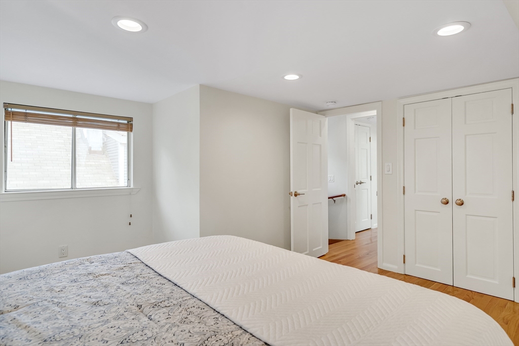 11 Chandler St # 2