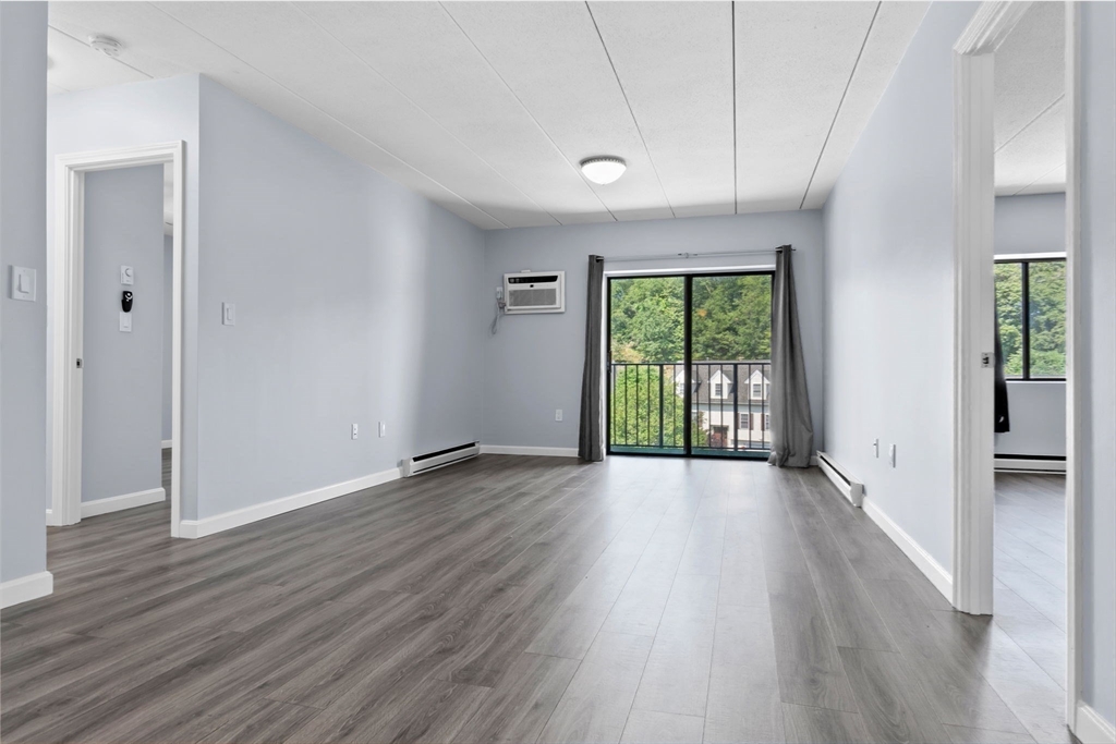 133 Franklin St # 503