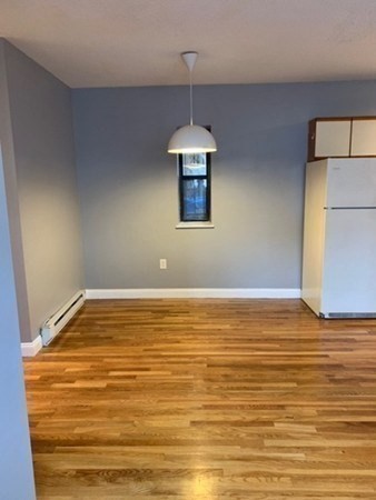 379 Meridian St # 202