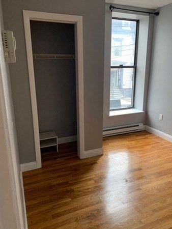 379 Meridian St # 202