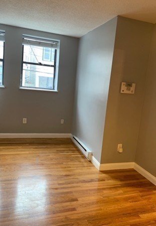 379 Meridian St # 202