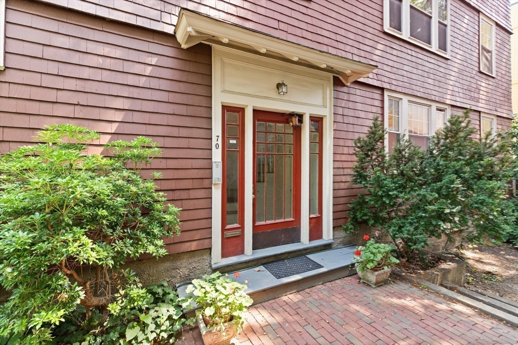 70 Hammond St # 2