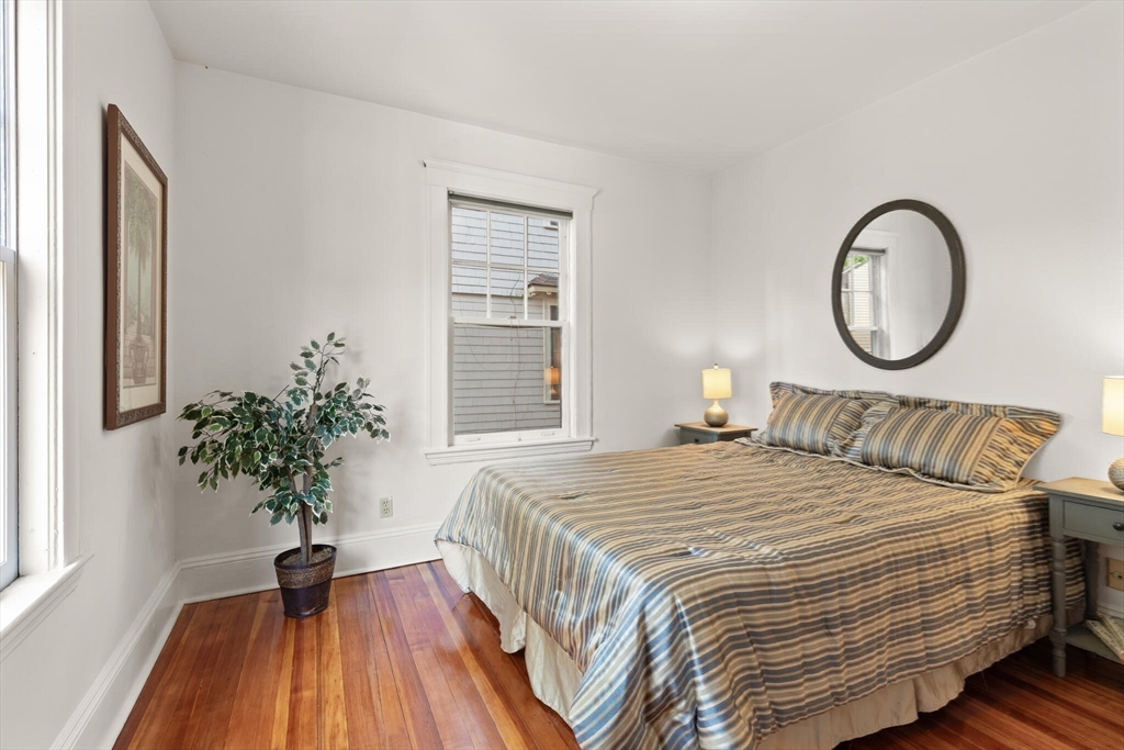70 Hammond St # 2