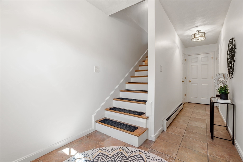 997 Main St # 1