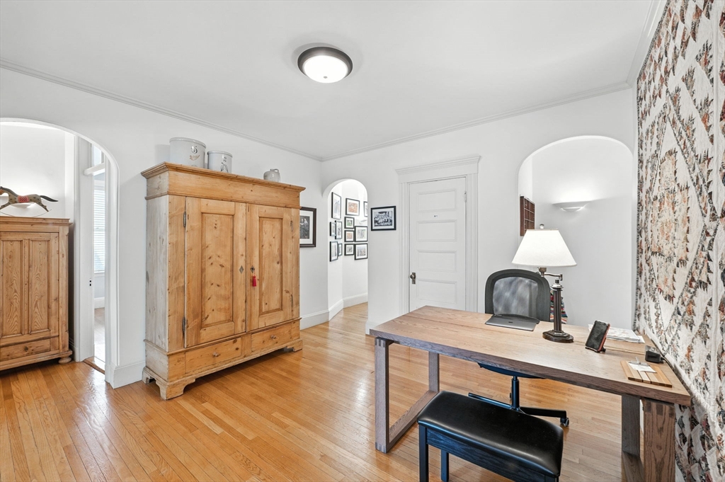 26 Hurlbut Street # 3