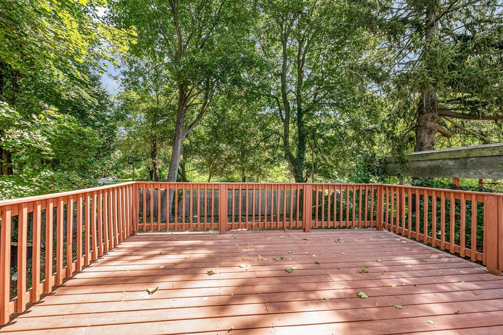 17 Swains Pond Ave