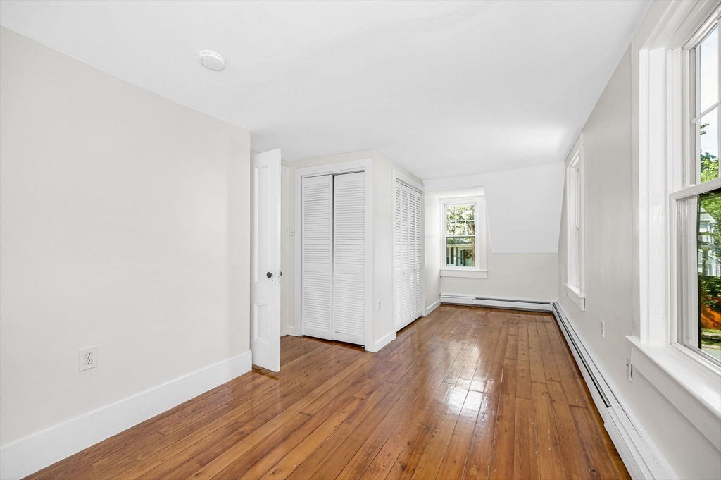 17 Swains Pond Ave
