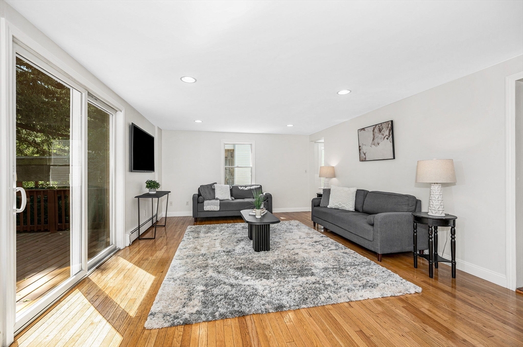 17 Swains Pond Ave
