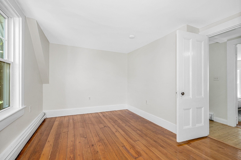 17 Swains Pond Ave