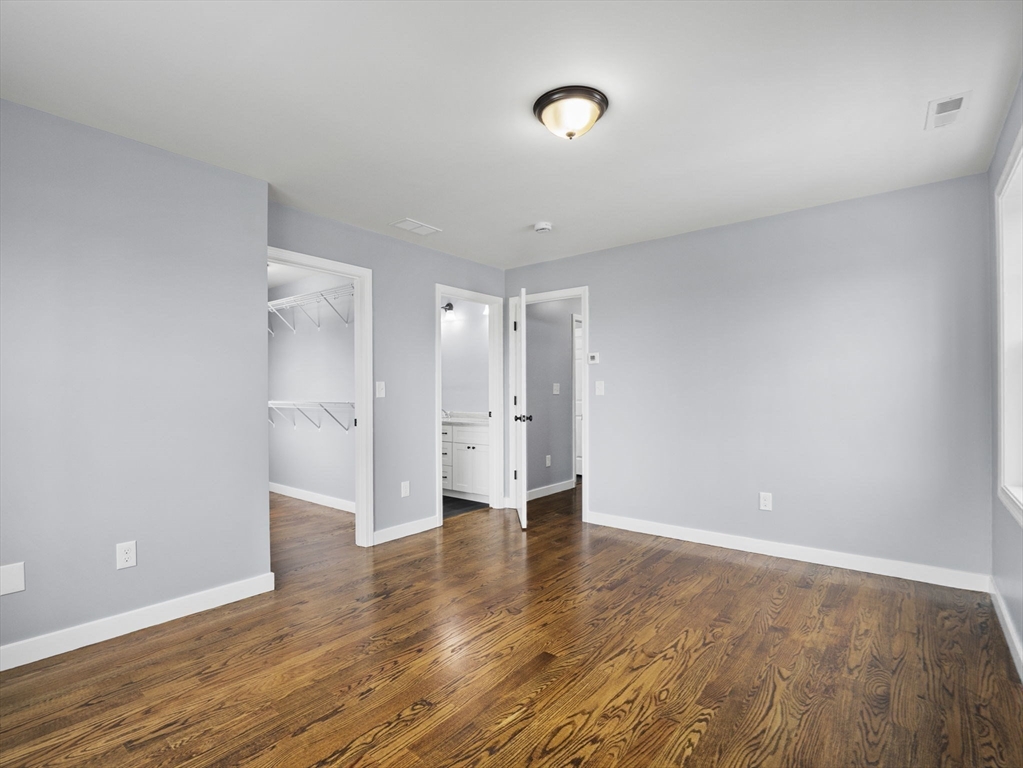 257 Aiken Ave