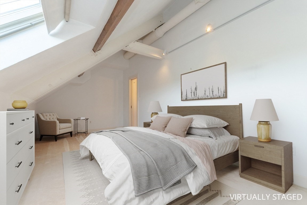 115 Washington St # 3D