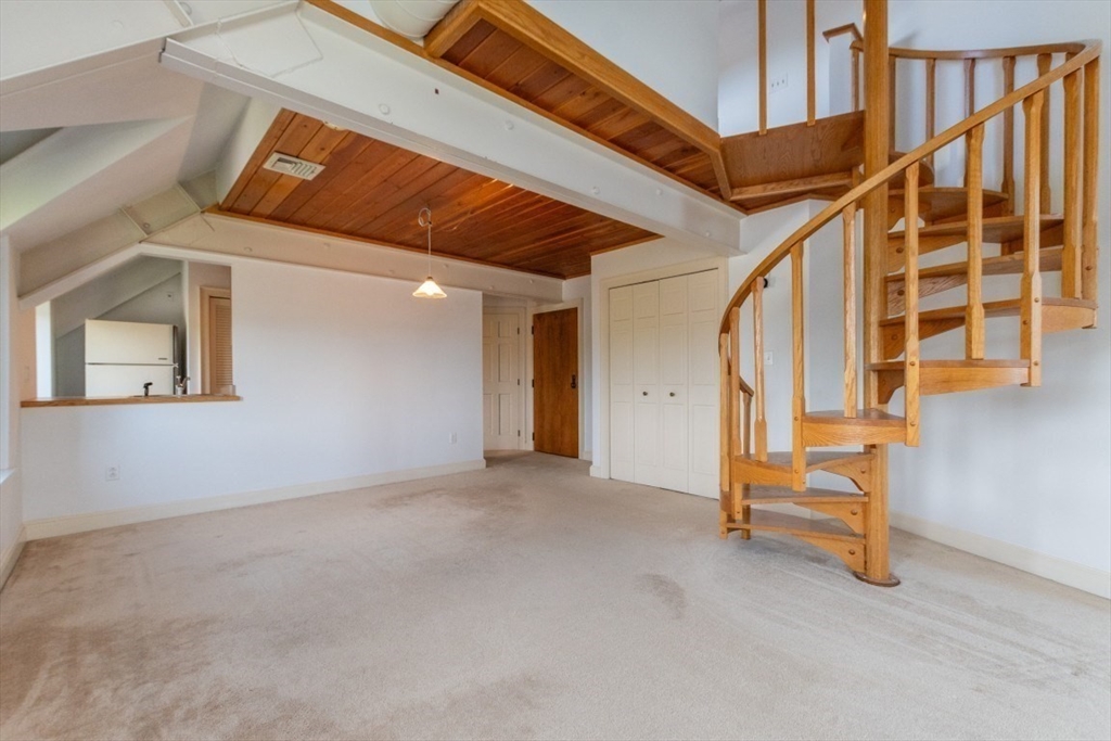 115 Washington St # 3D