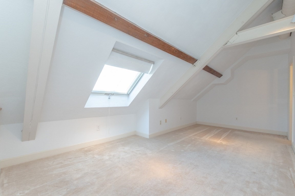 115 Washington St # 3D