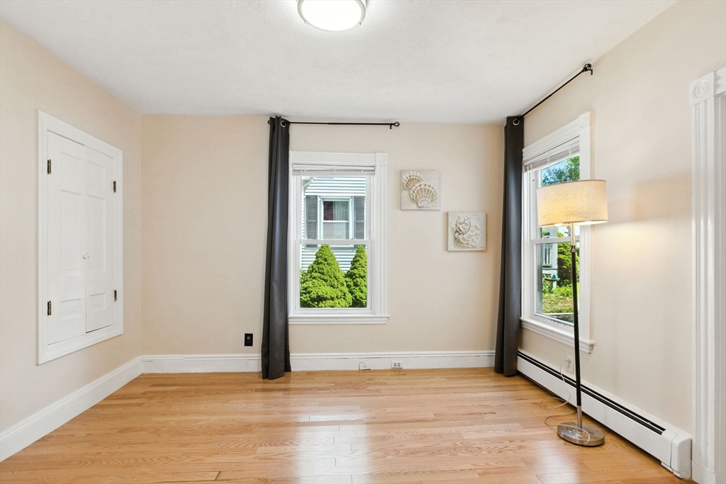 55 Warren Ave