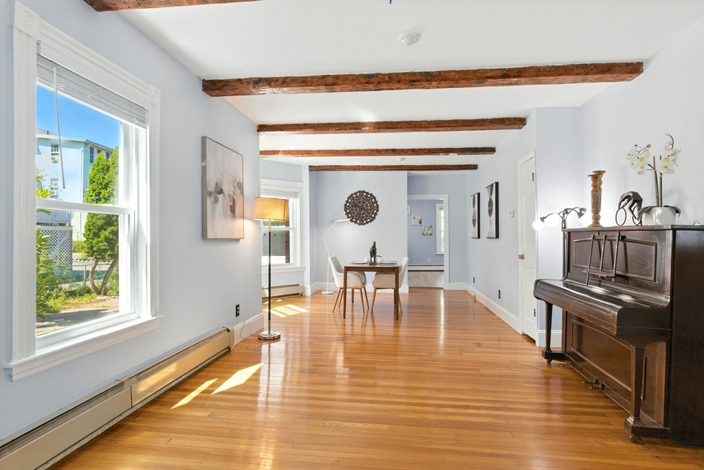 55 Warren Ave