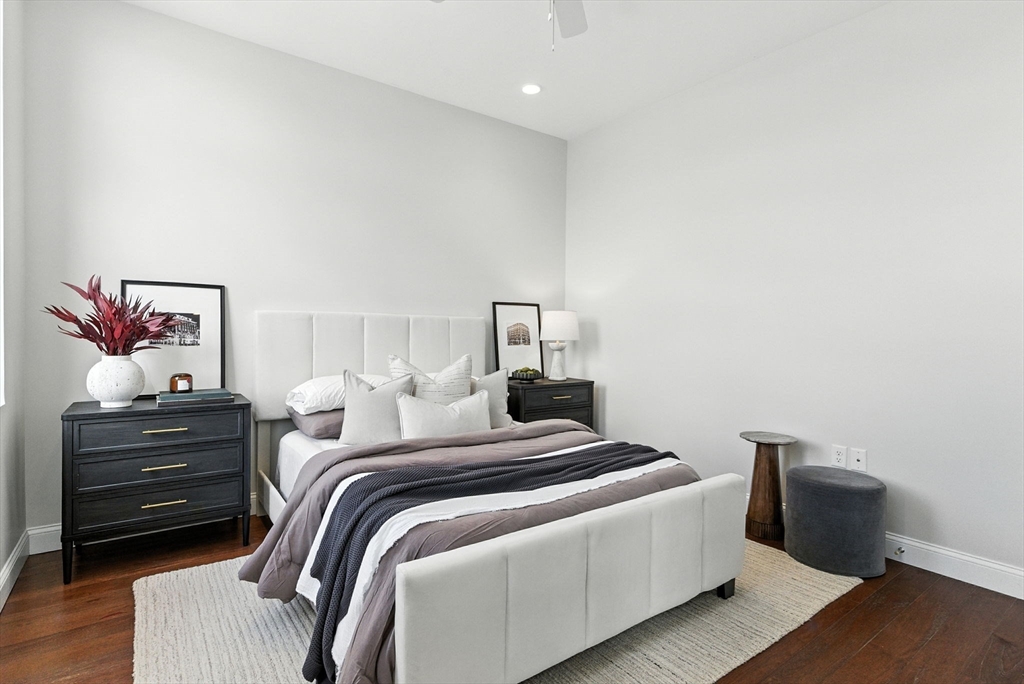 170 W Broadway # 410