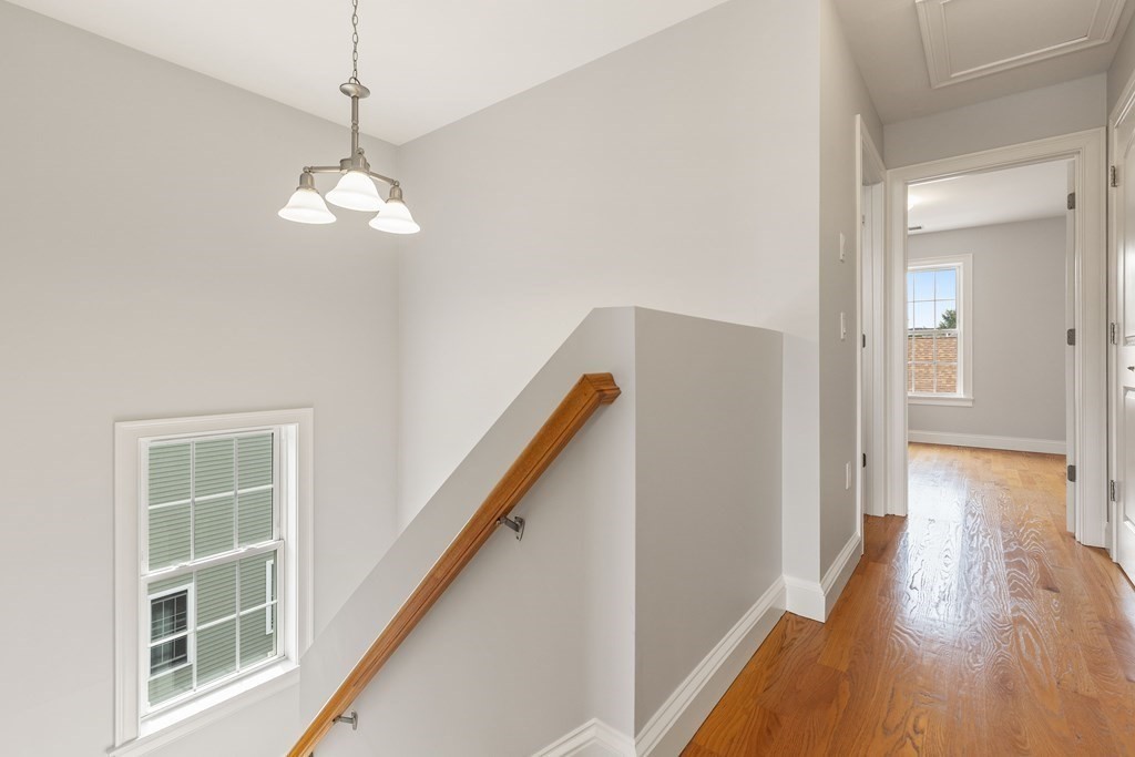 54-60 Holton St # 58