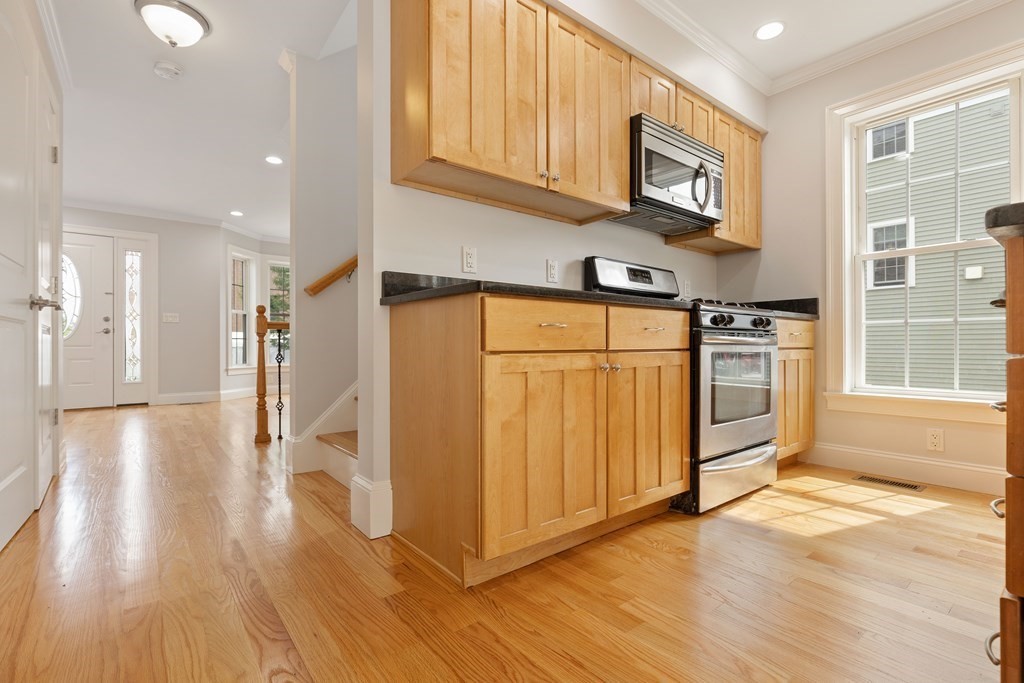 54-60 Holton St # 58