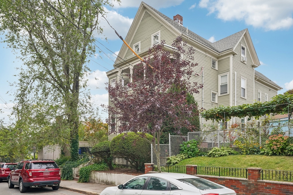 24 Boston Street # 1