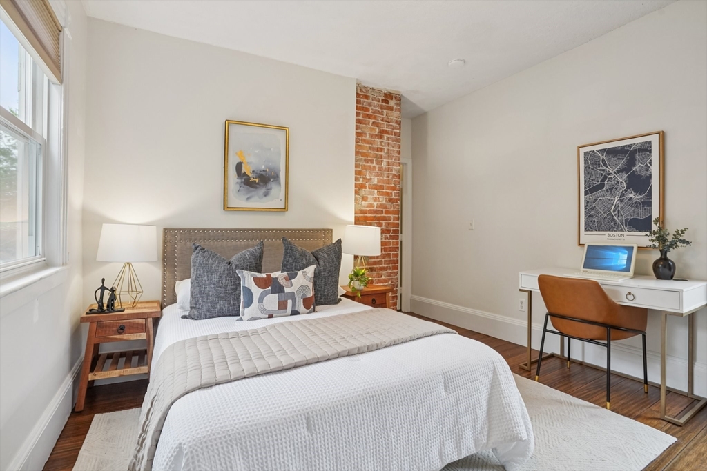 24 Boston Street # 1