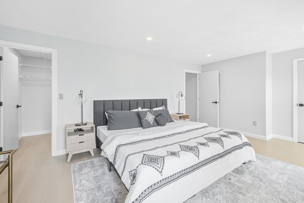 261 Apache Way # 261
