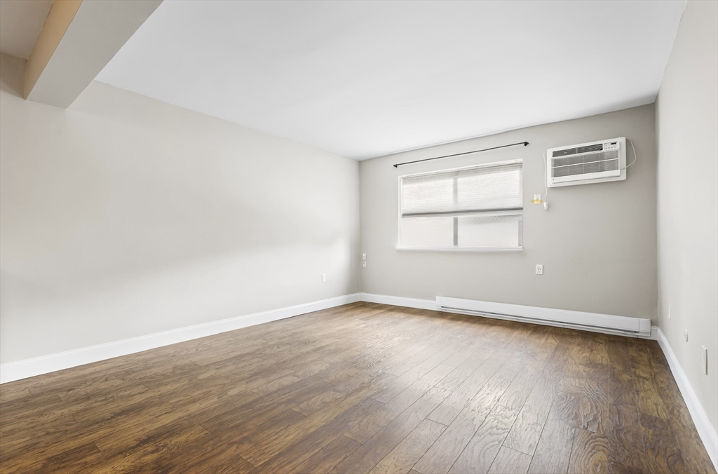 10 Roberts St # 14