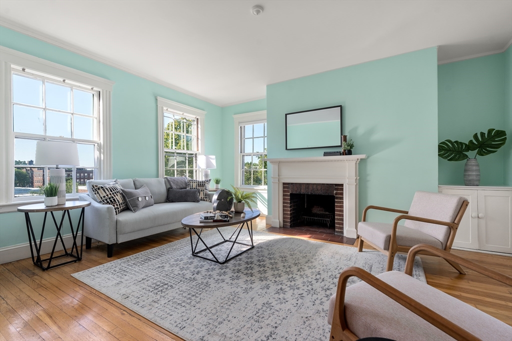 43 Linnaean Street # 42A