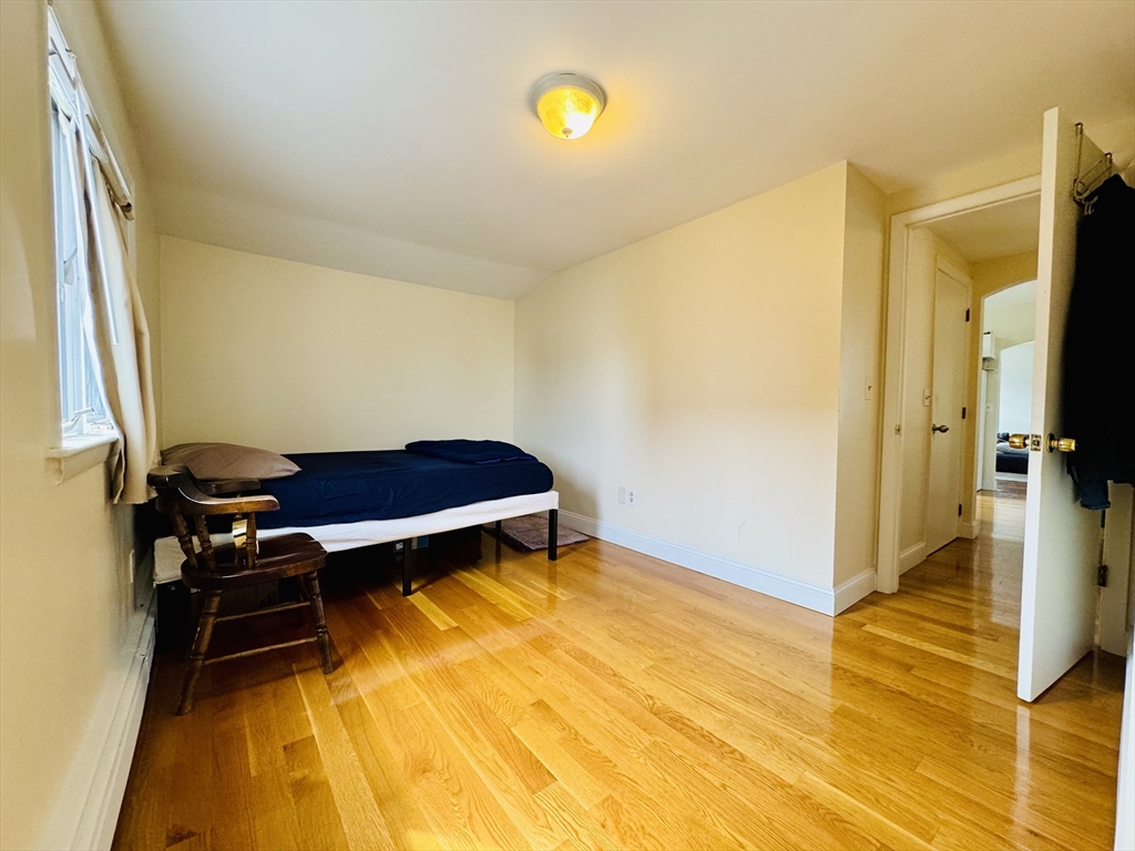 59 Waverly Street # 2