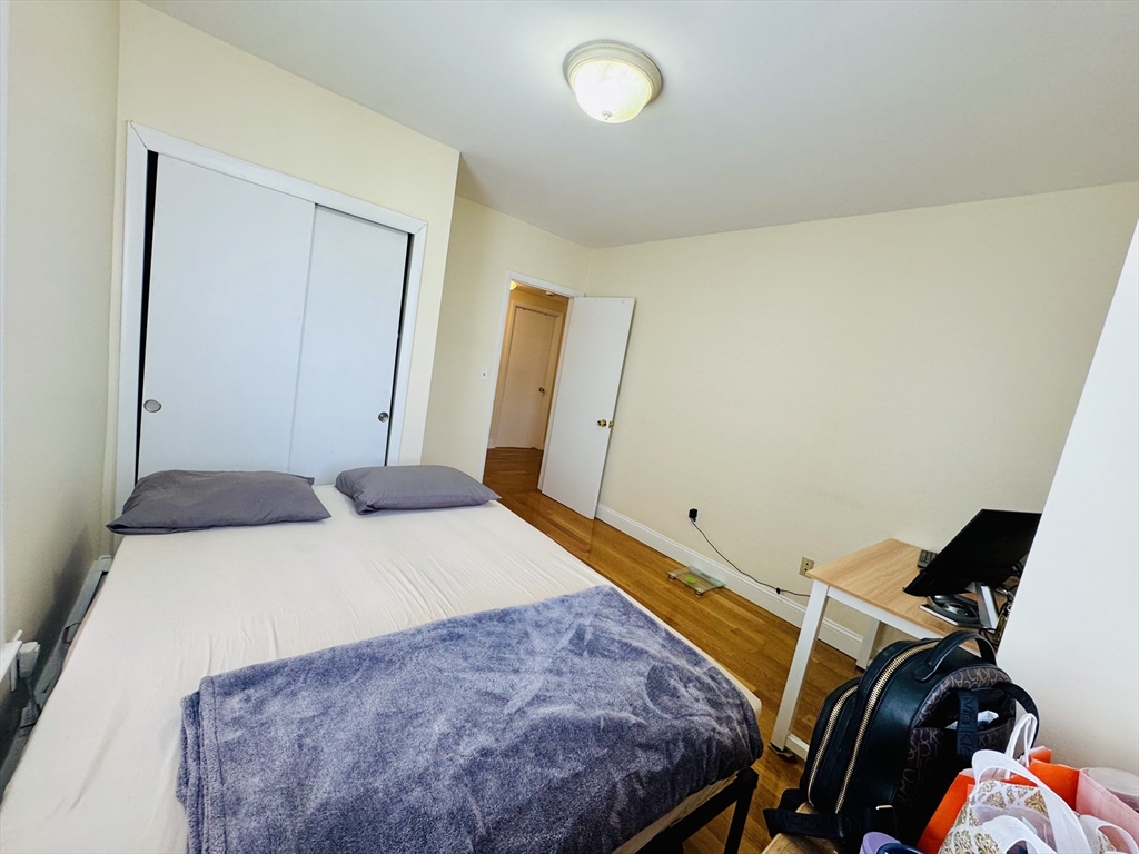 59 Waverly Street # 2