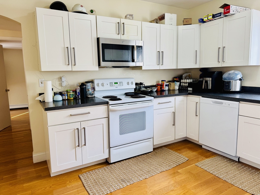 59 Waverly Street # 2
