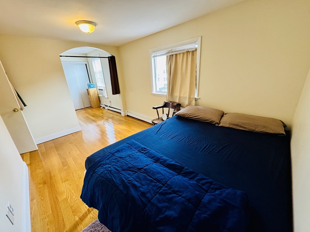 59 Waverly Street # 2