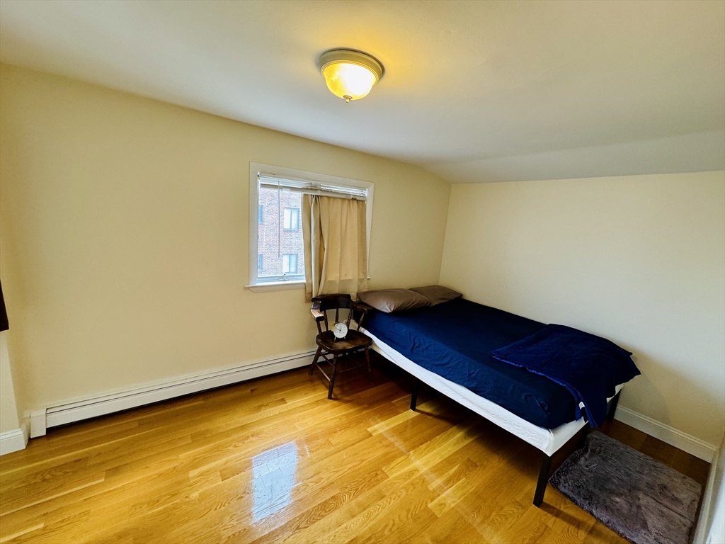 59 Waverly Street # 2