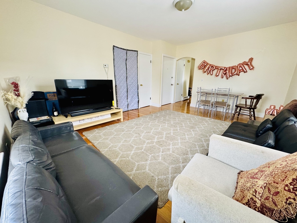 59 Waverly Street # 2