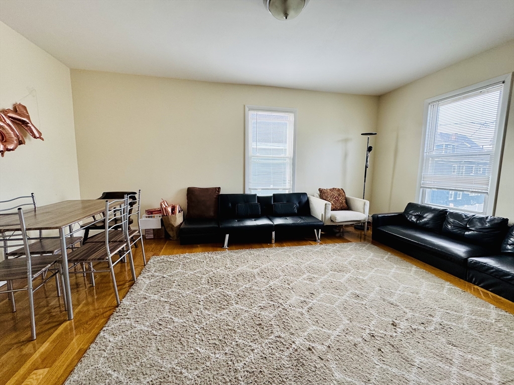 59 Waverly Street # 2