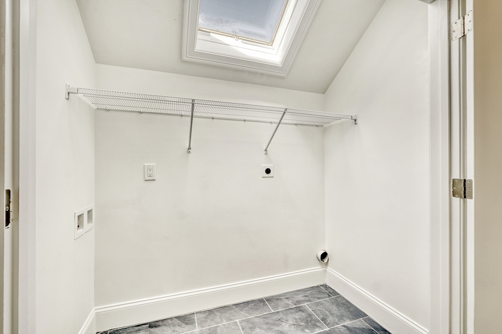 33 Hamilton St