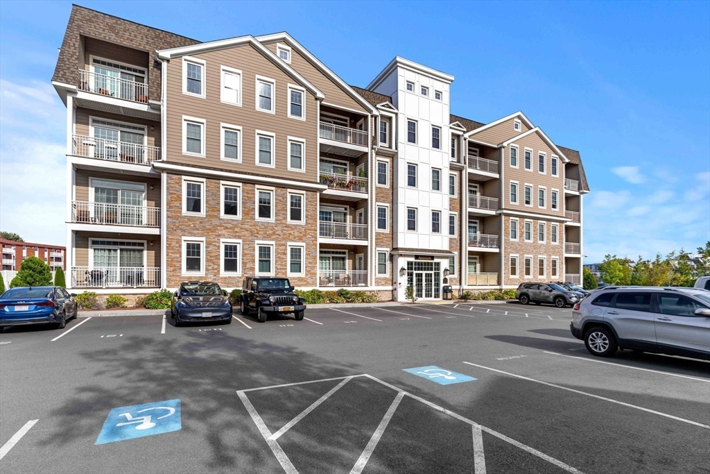320 Middlesex Ave # A406