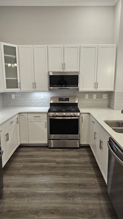 320 Middlesex Ave # A406