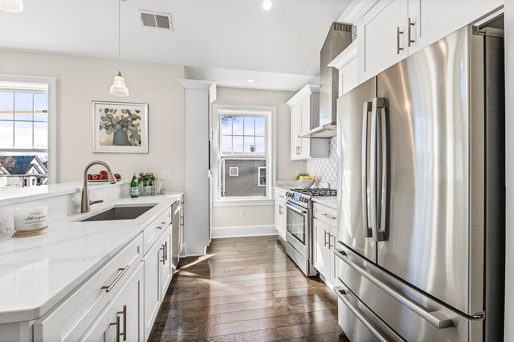 384 Highland Ave # 3