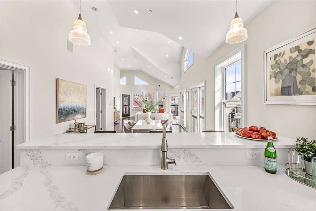 384 Highland Ave # 3