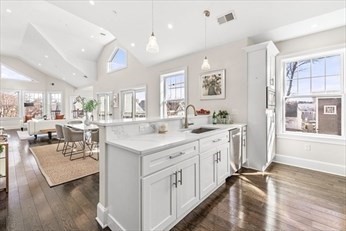 384 Highland Ave # 3