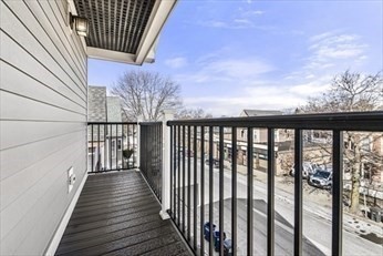 384 Highland Ave # 3