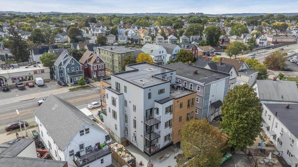 595 Broadway # 202