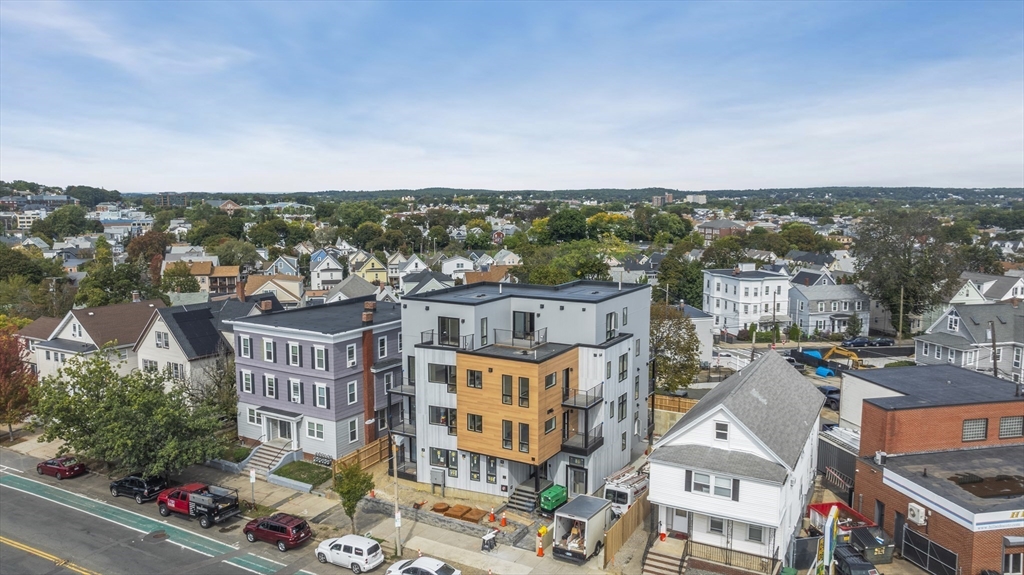595 Broadway # 202