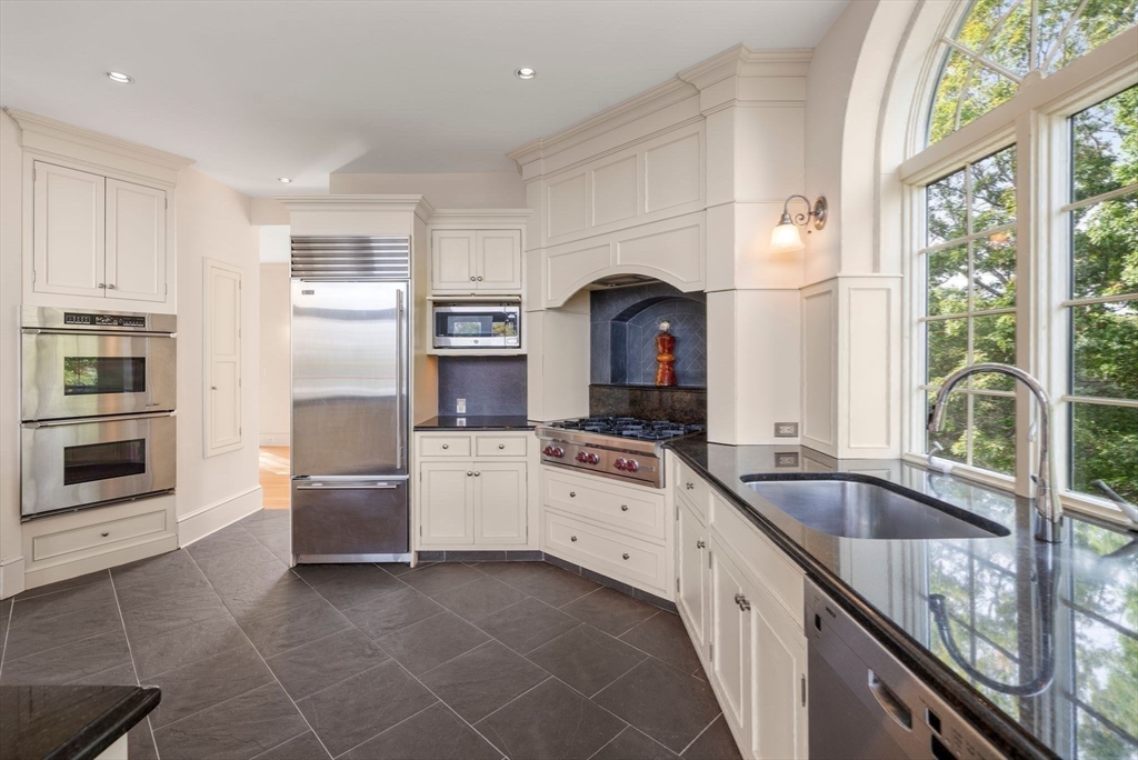 31 Monisa Kay Drive