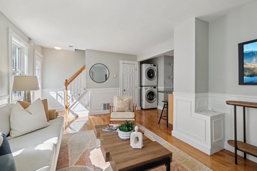 2 Tremont Place # 4