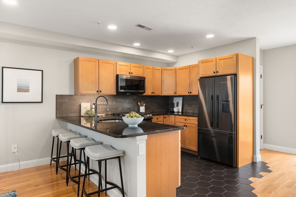 32 Parker St # 6